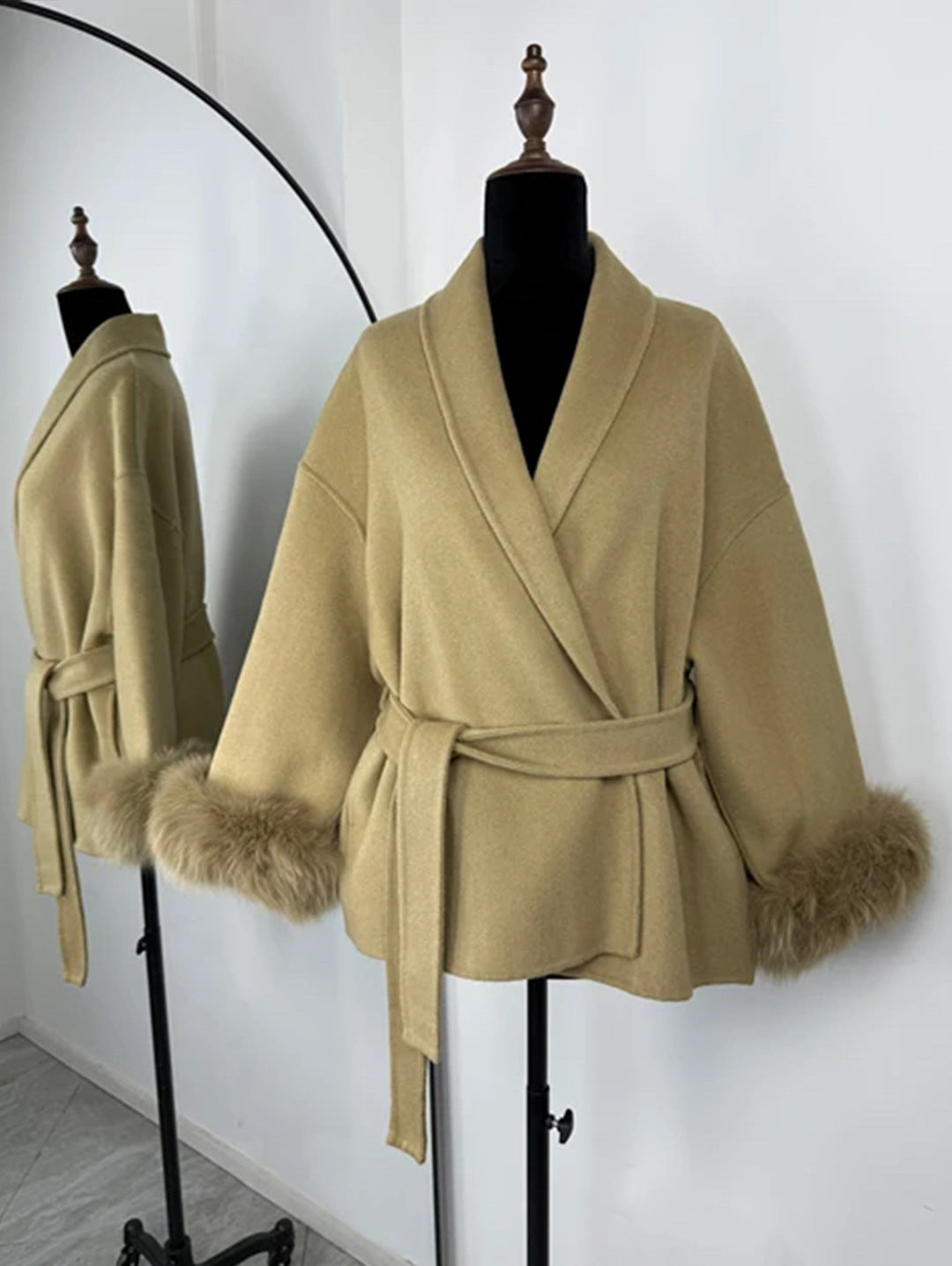 Fur V-neck Lace-up French Woolen Coat