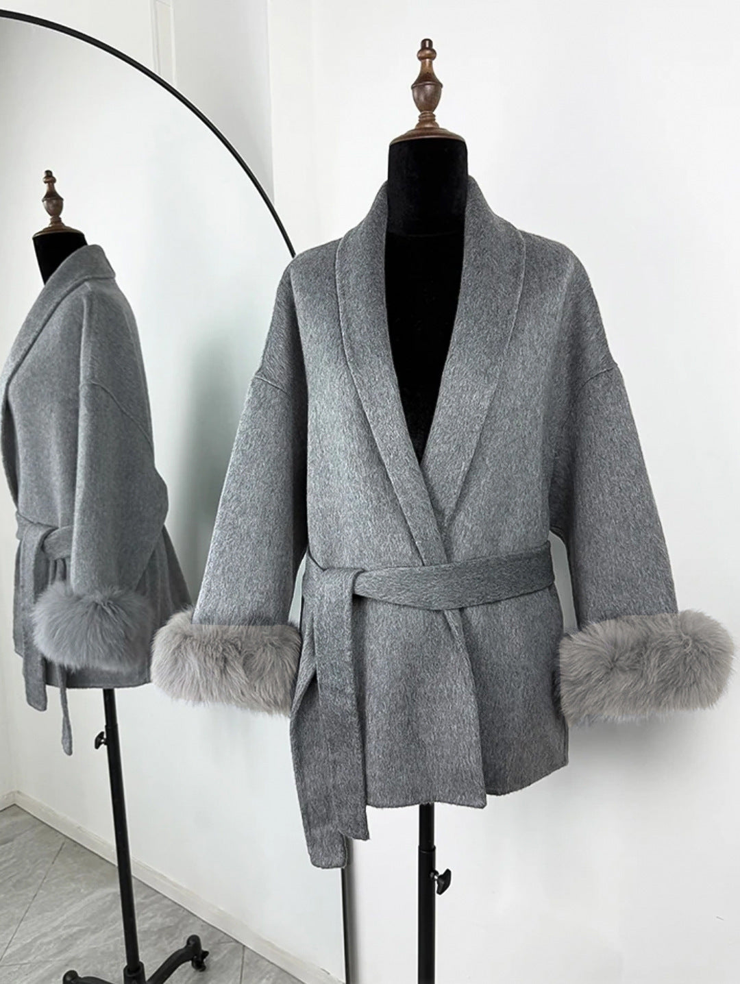 Fur V-neck Lace-up French Woolen Coat